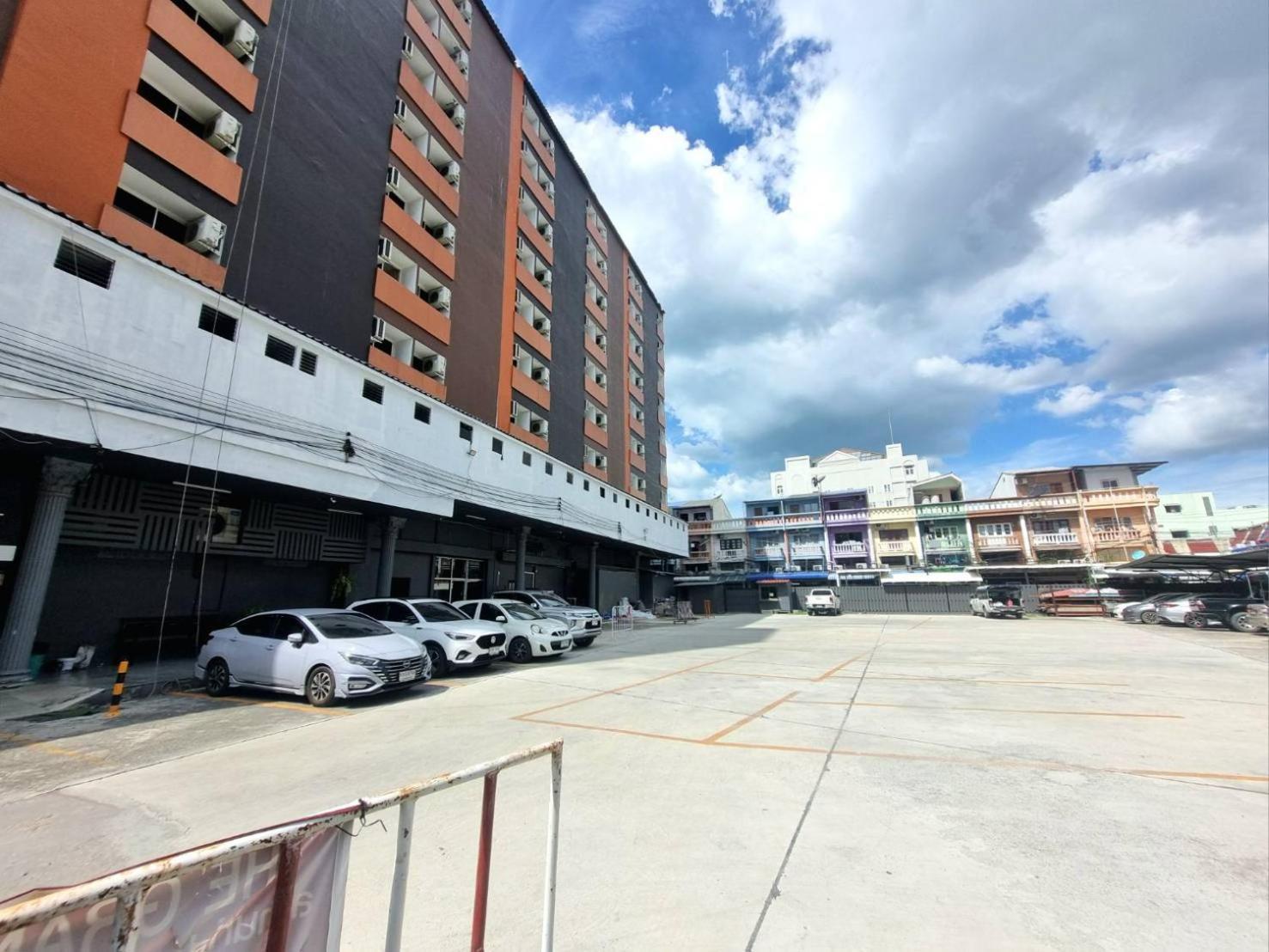 The Grand Day Night Hotel Pattaya Exterior foto