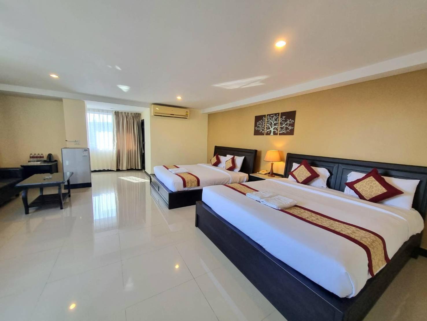 The Grand Day Night Hotel Pattaya Exterior foto