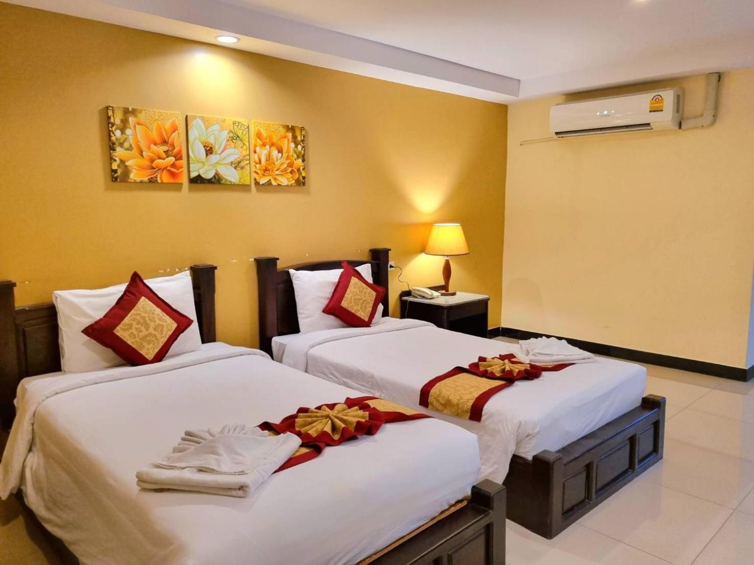 The Grand Day Night Hotel Pattaya Exterior foto