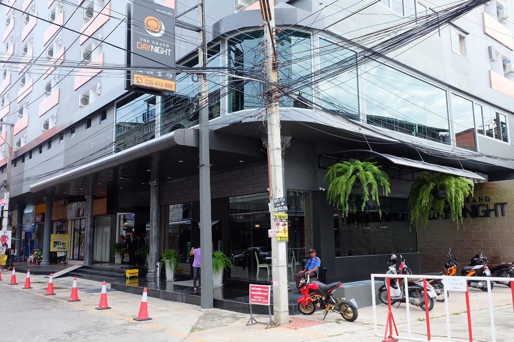 The Grand Day Night Hotel Pattaya Exterior foto