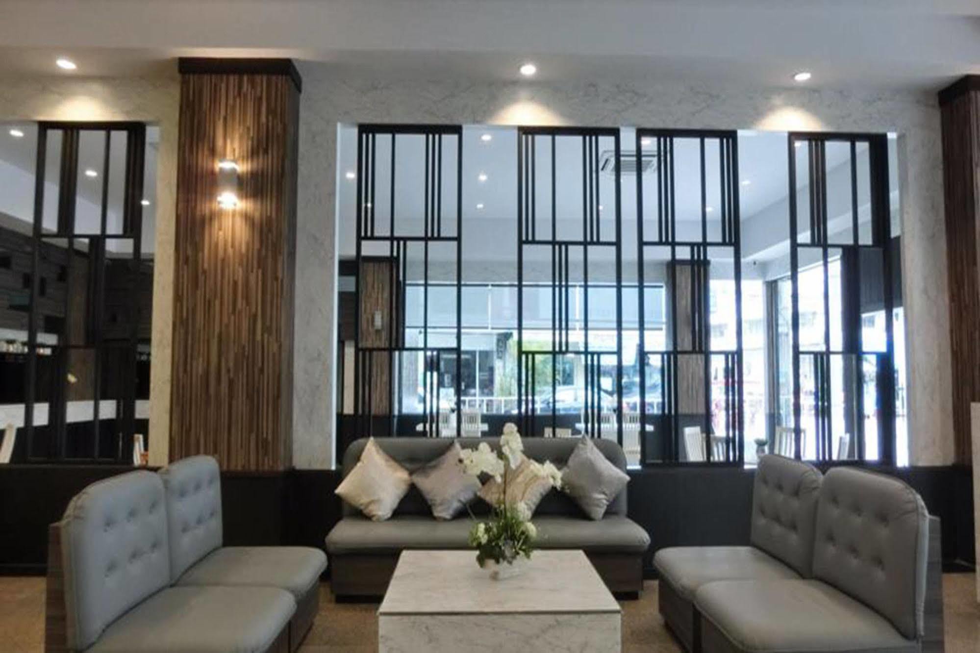 The Grand Day Night Hotel Pattaya Exterior foto